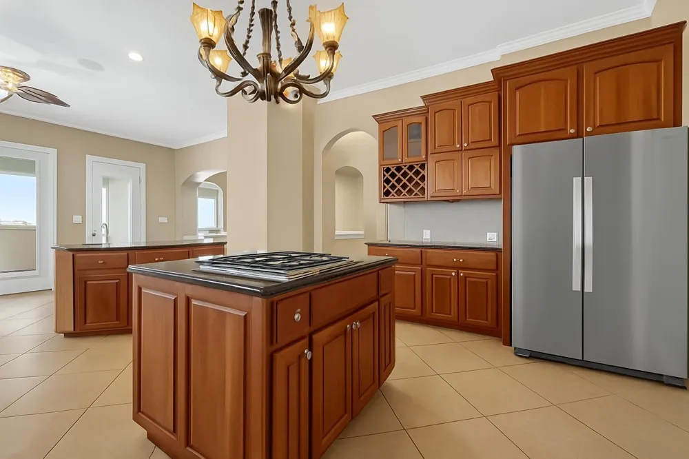 2242 Marina Way League City, TX 77565