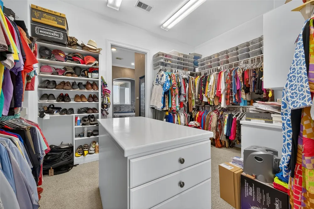 2242 Marina Way League City, TX 77565