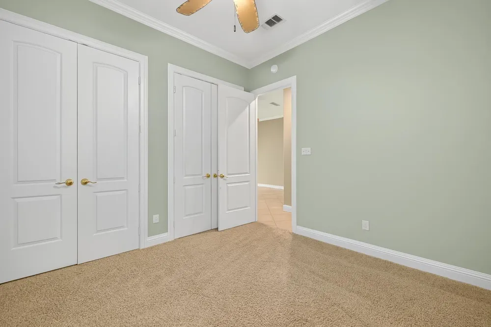 2242 Marina Way League City, TX 77565