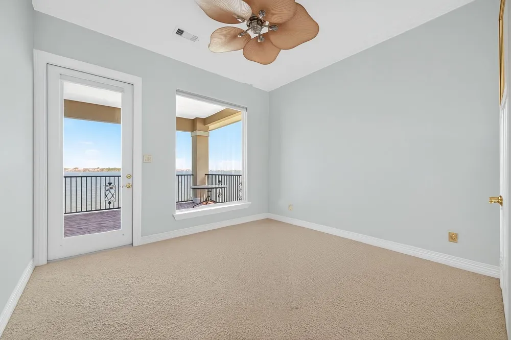 2242 Marina Way League City, TX 77565