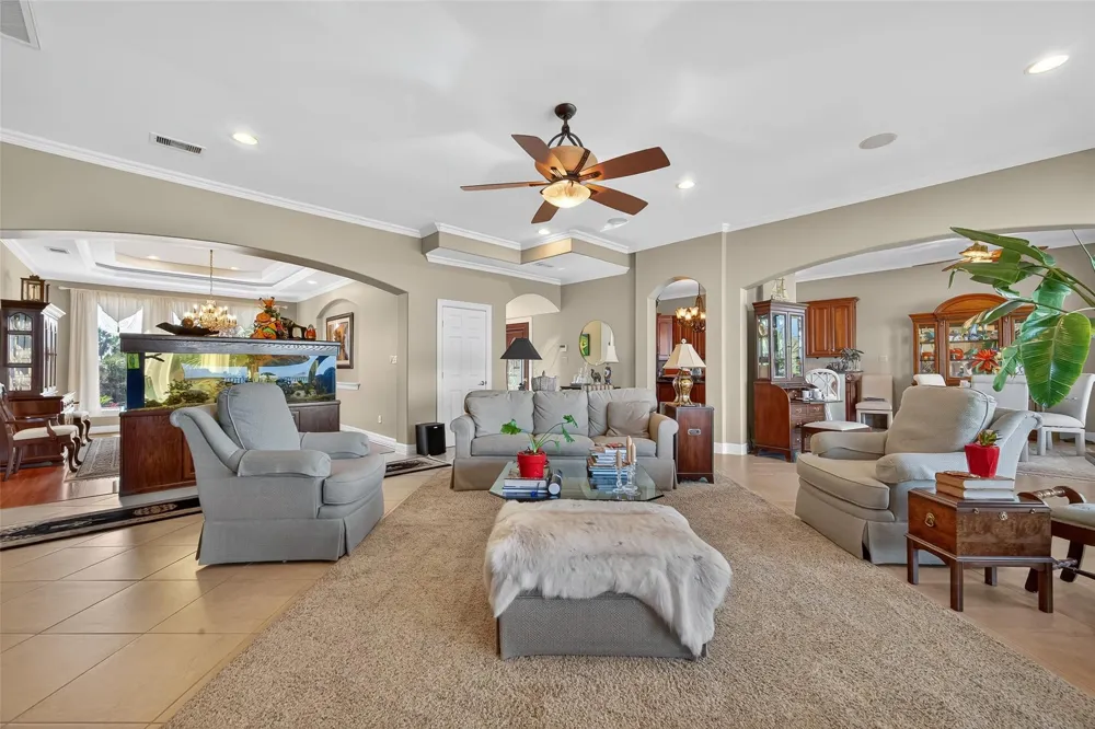 2242 Marina Way League City, TX 77565