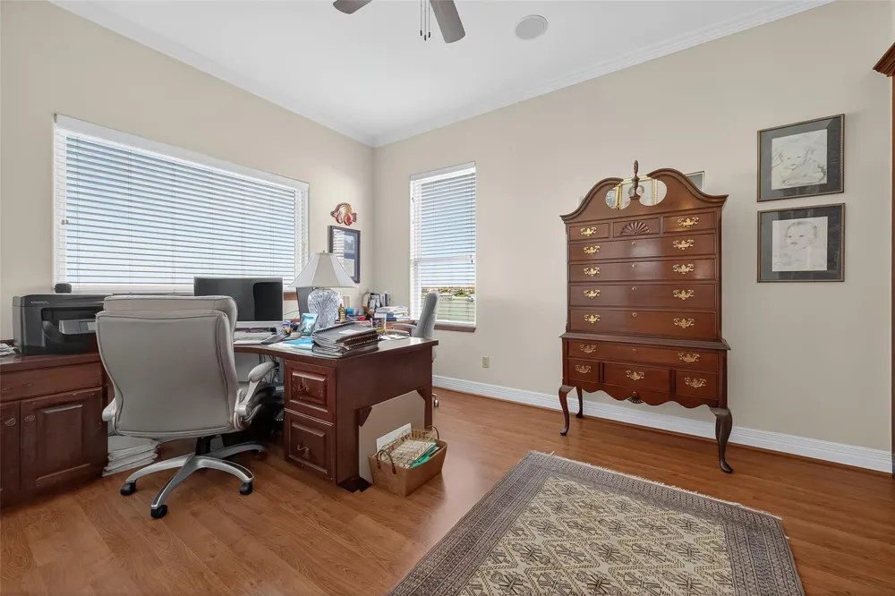 2242 Marina Way League City, TX 77565