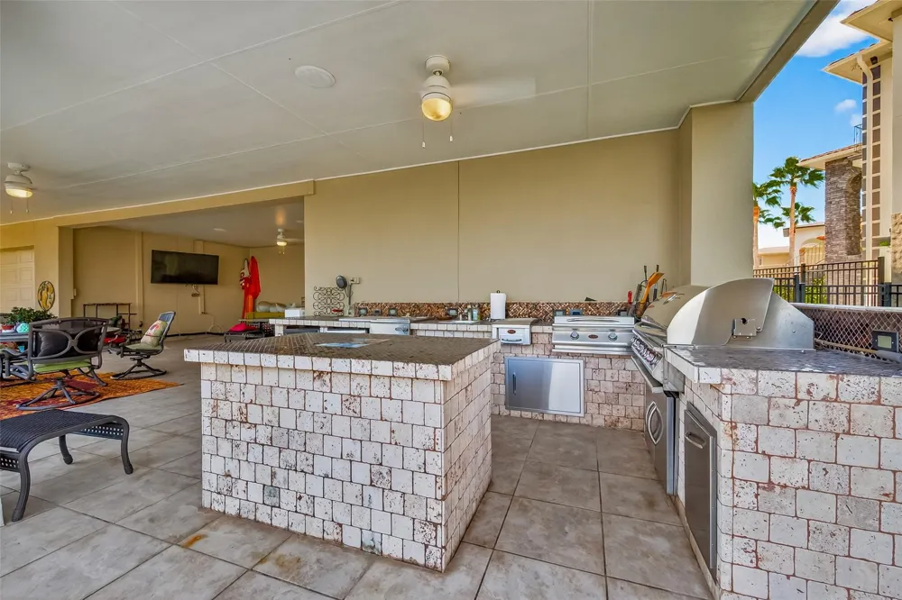 2242 Marina Way League City, TX 77565