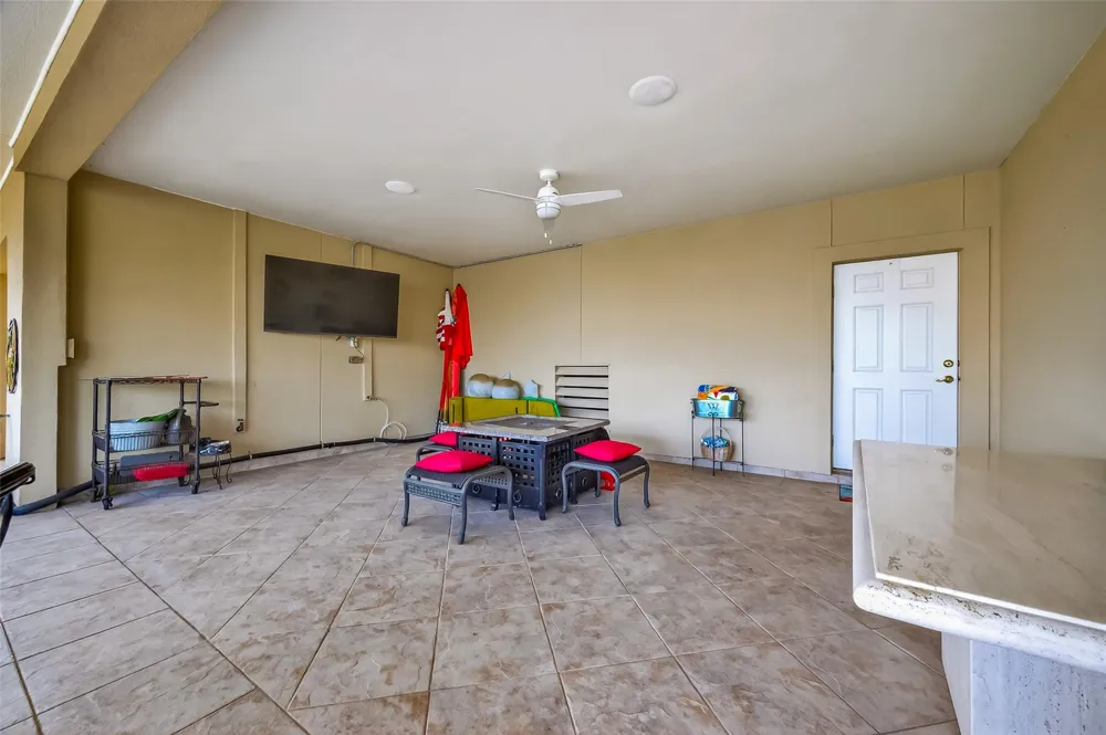 2242 Marina Way League City, TX 77565