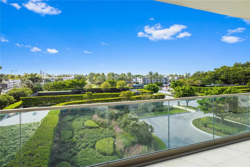 10201 Collins Ave #311 Bal Harbour, FL 33154