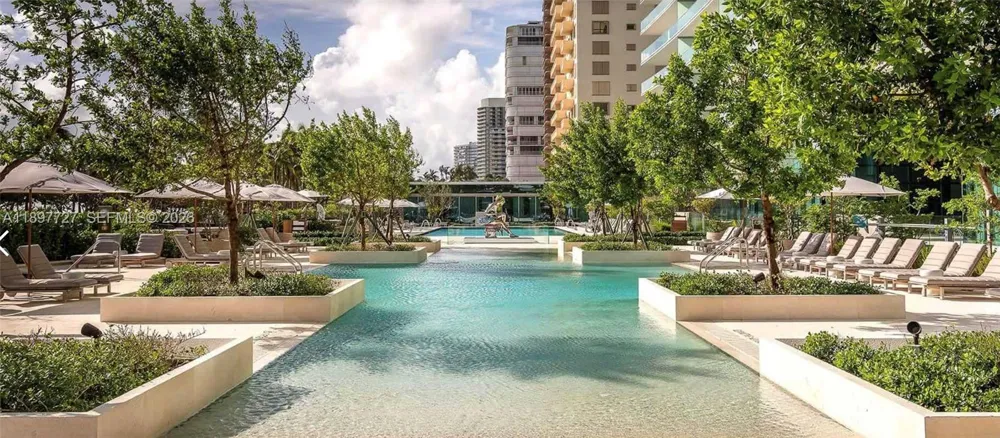 10201 Collins Ave #311 Bal Harbour, FL 33154