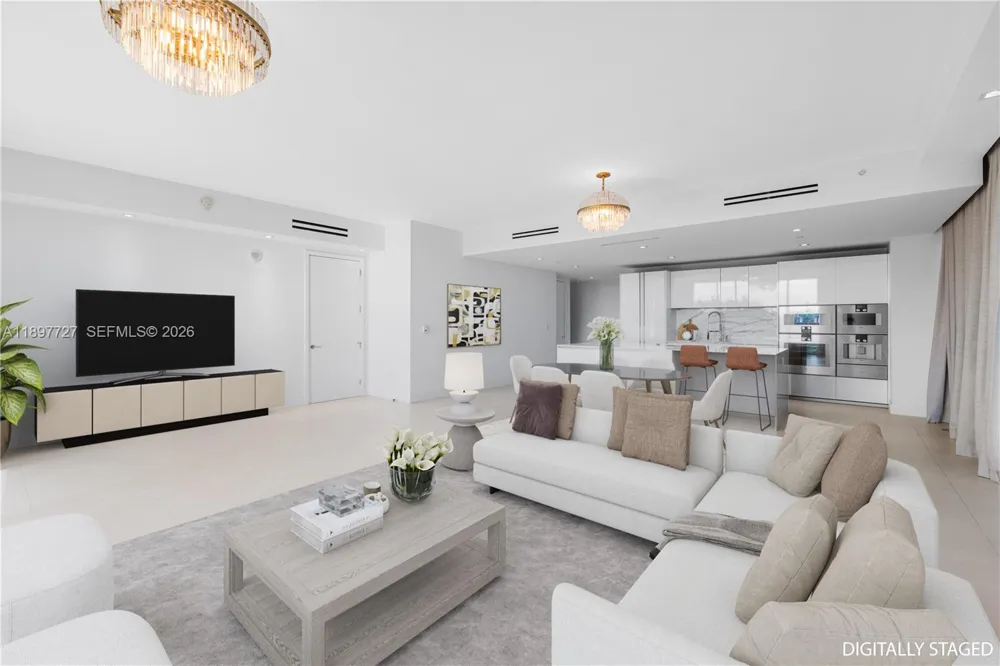 10201 Collins Ave #311 Bal Harbour, FL 33154