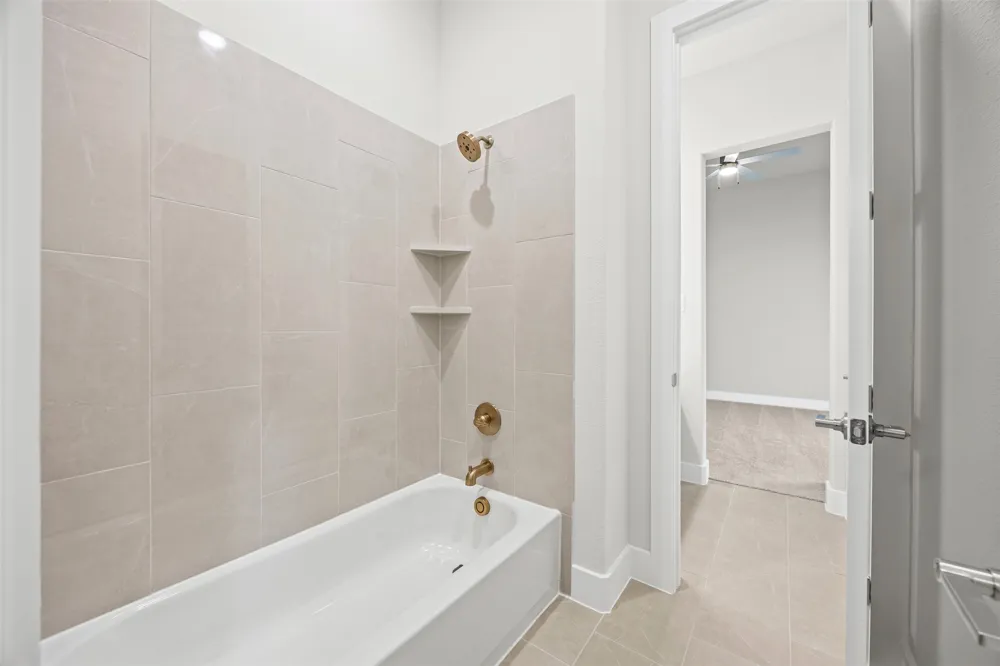121 Aiden Drive Waxahachie, TX 75165