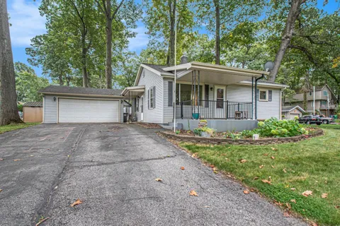 225 Holton Road