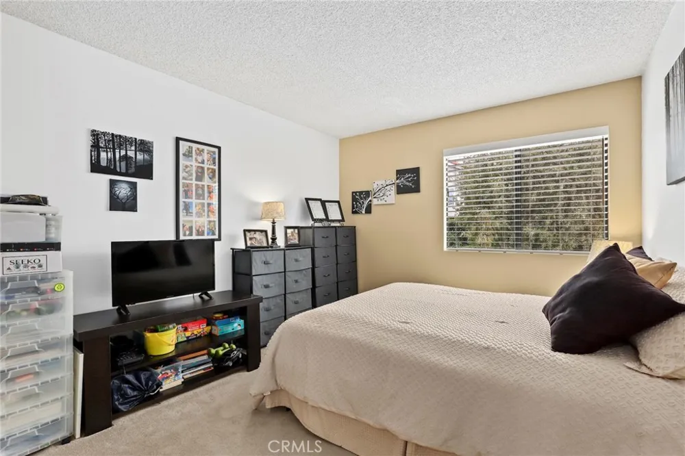 12401 Willow Forest Drive Moorpark, CA 93021