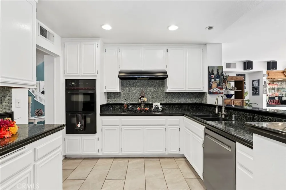 12401 Willow Forest Drive Moorpark, CA 93021