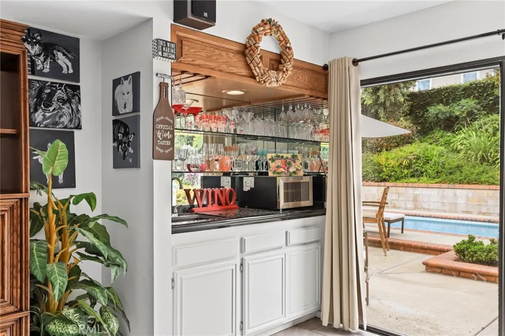 12401 Willow Forest Drive Moorpark, CA 93021