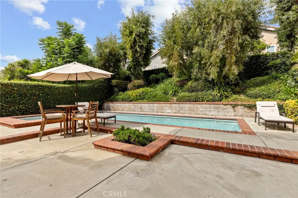 12401 Willow Forest Drive Moorpark, CA 93021