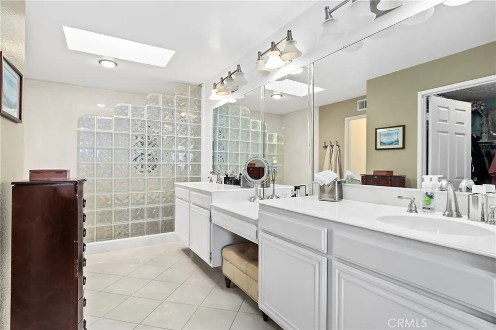 12401 Willow Forest Drive Moorpark, CA 93021