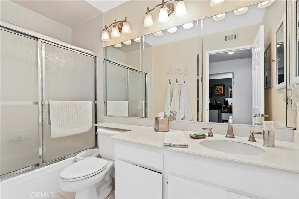 12401 Willow Forest Drive Moorpark, CA 93021