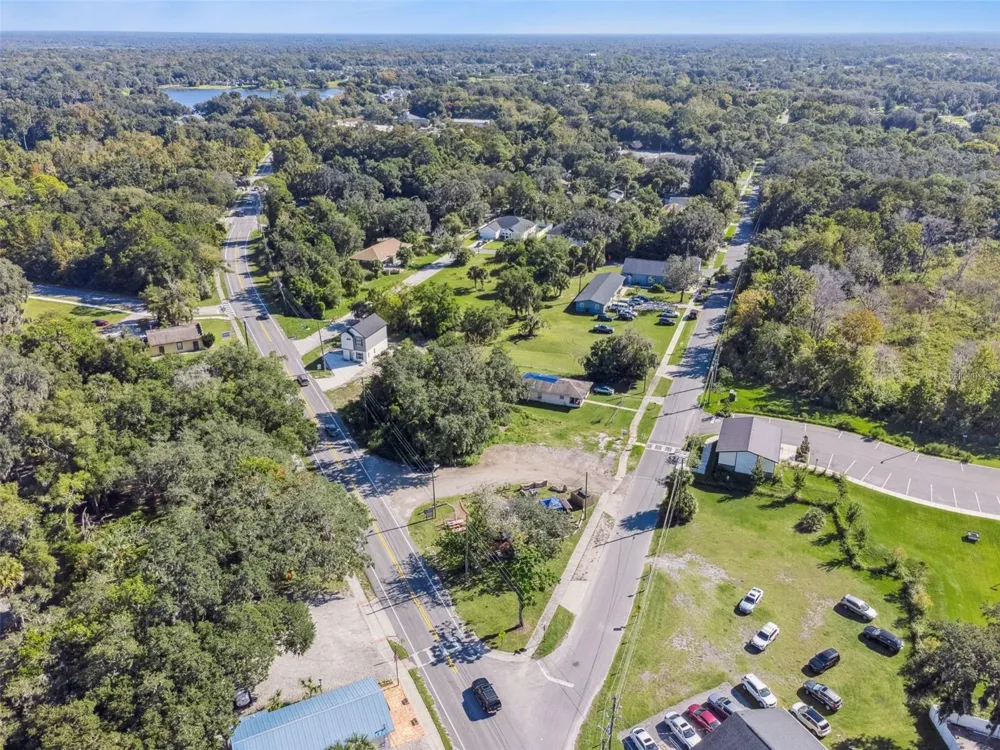 323 E FRANKLIN STREET Oviedo, FL 32765