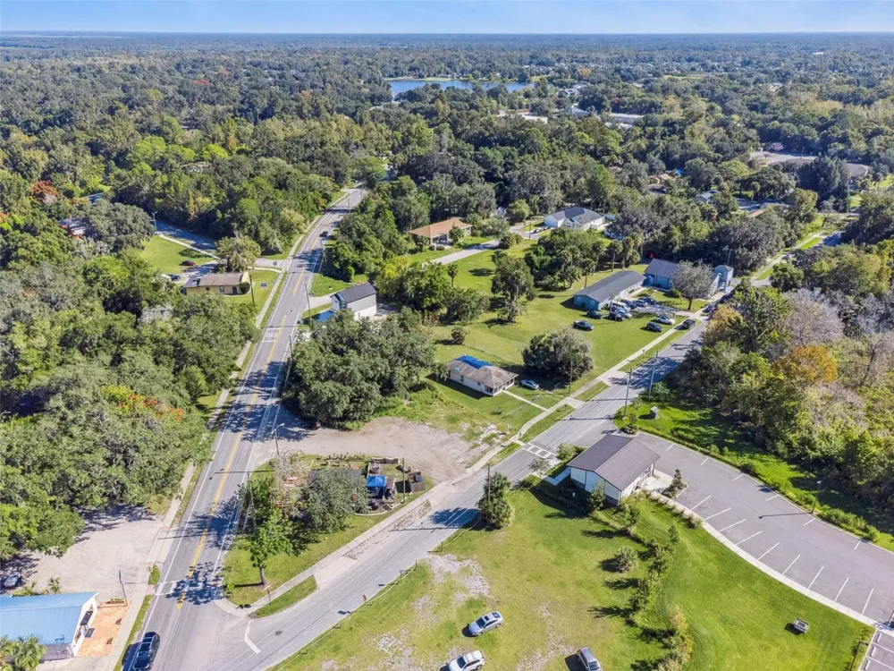 323 E FRANKLIN STREET Oviedo, FL 32765