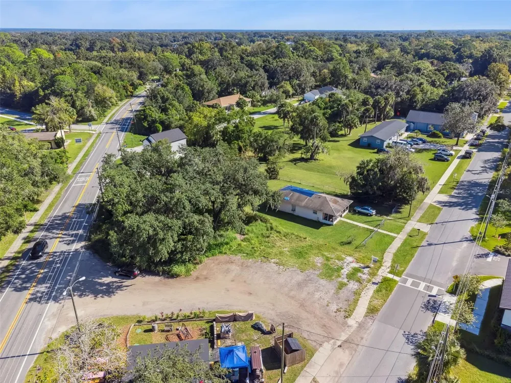 323 E FRANKLIN STREET Oviedo, FL 32765