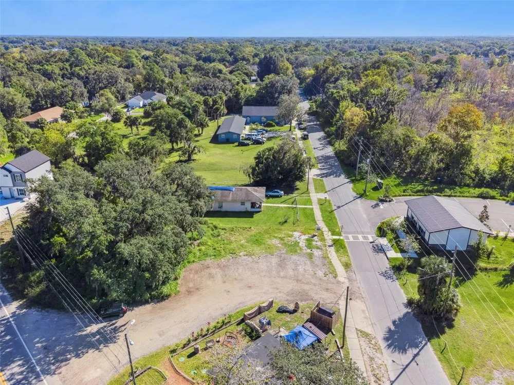 323 E FRANKLIN STREET Oviedo, FL 32765