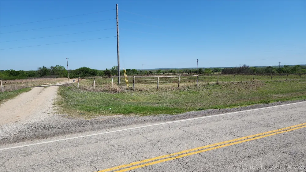 S Hwy 18 Highway Pawnee, OK 74058