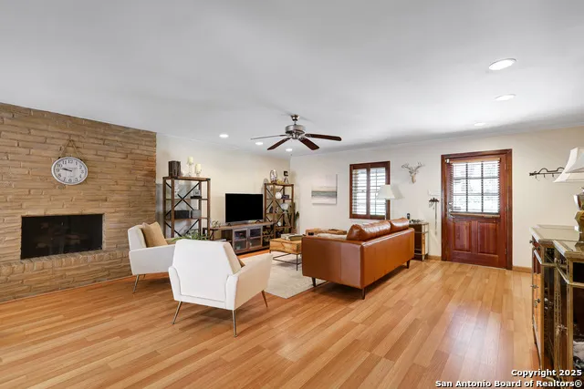 8715 Starcrest #19 San Antonio, TX 78217