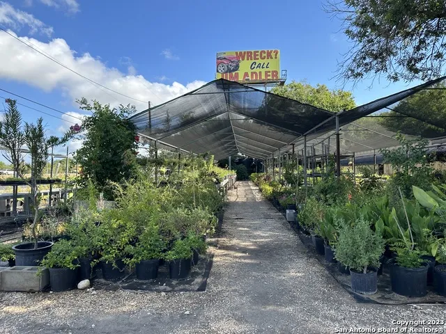 2700 SE Loop 410 San Antonio, TX 78222