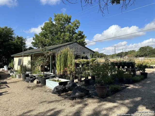 2700 SE Loop 410 San Antonio, TX 78222