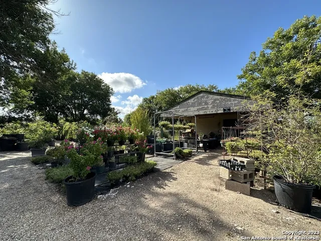 2700 SE Loop 410 San Antonio, TX 78222