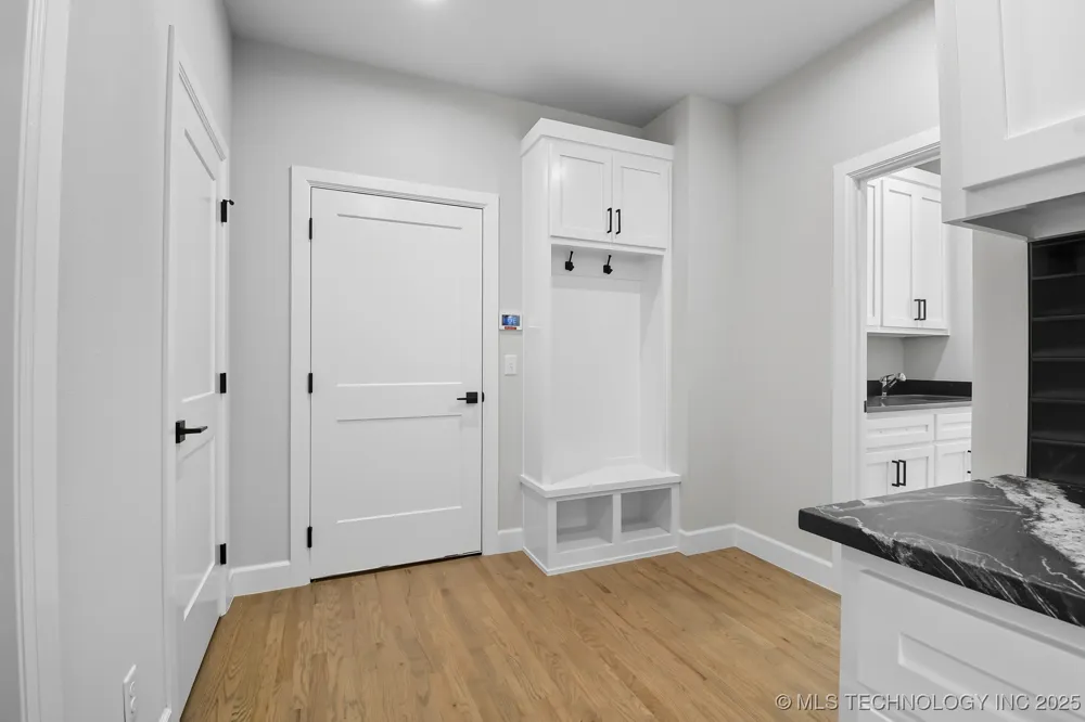 5708 E 126th Street S Bixby, OK 74008