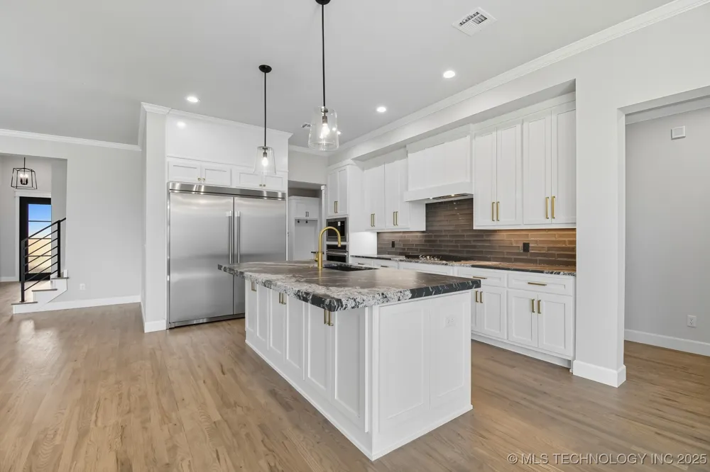 5708 E 126th Street S Bixby, OK 74008