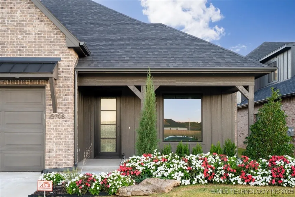 5708 E 126th Street S Bixby, OK 74008