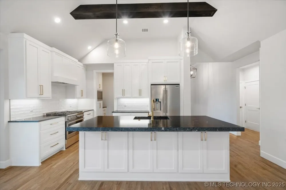 11308 S Fir Avenue W Jenks, OK 74037