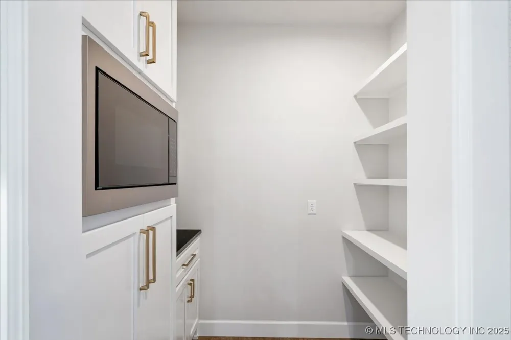 11308 S Fir Avenue W Jenks, OK 74037