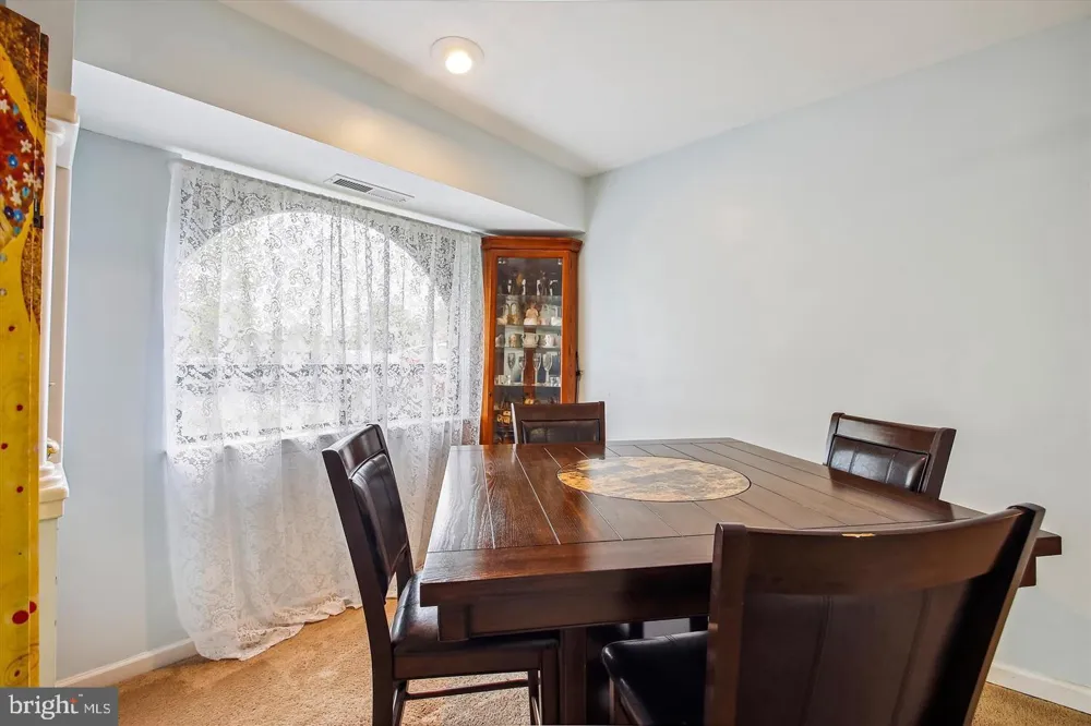 21 SILVERWOOD CIRCLE #4 Annapolis, MD 21403