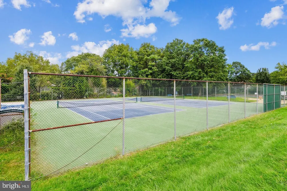 21 SILVERWOOD CIRCLE #4 Annapolis, MD 21403