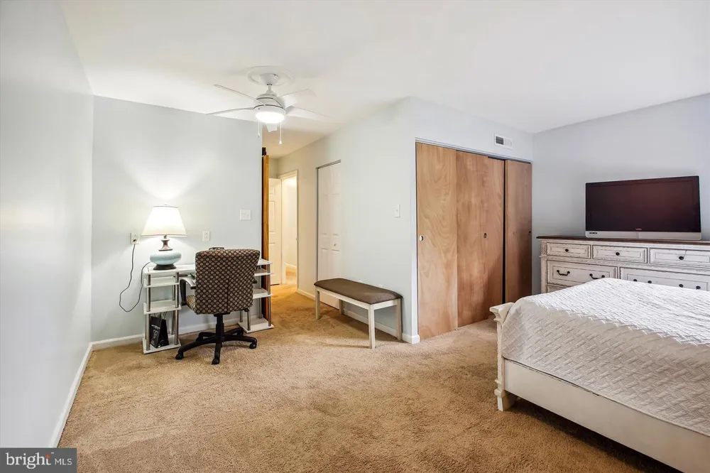 21 SILVERWOOD CIRCLE #4 Annapolis, MD 21403
