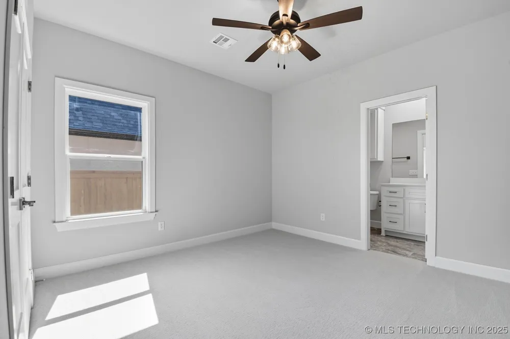11212 S Fir Avenue W Jenks, OK 74037