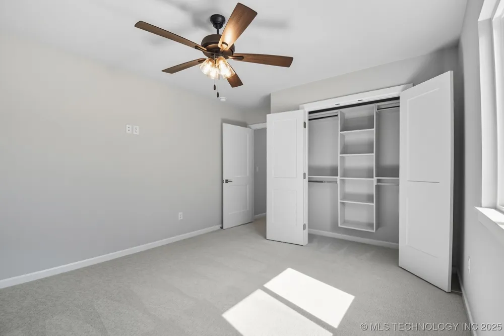 11212 S Fir Avenue W Jenks, OK 74037