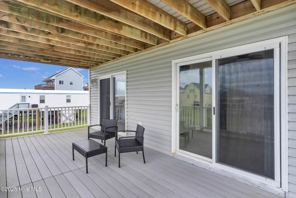 8014 8th Street Surf City, NC 28445