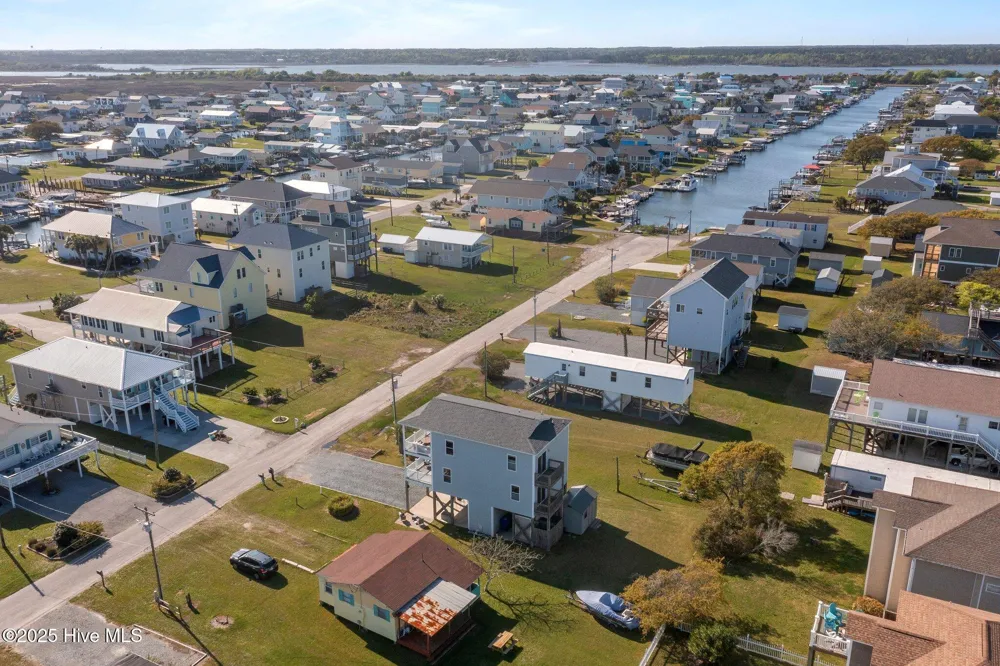8014 8th Street Surf City, NC 28445
