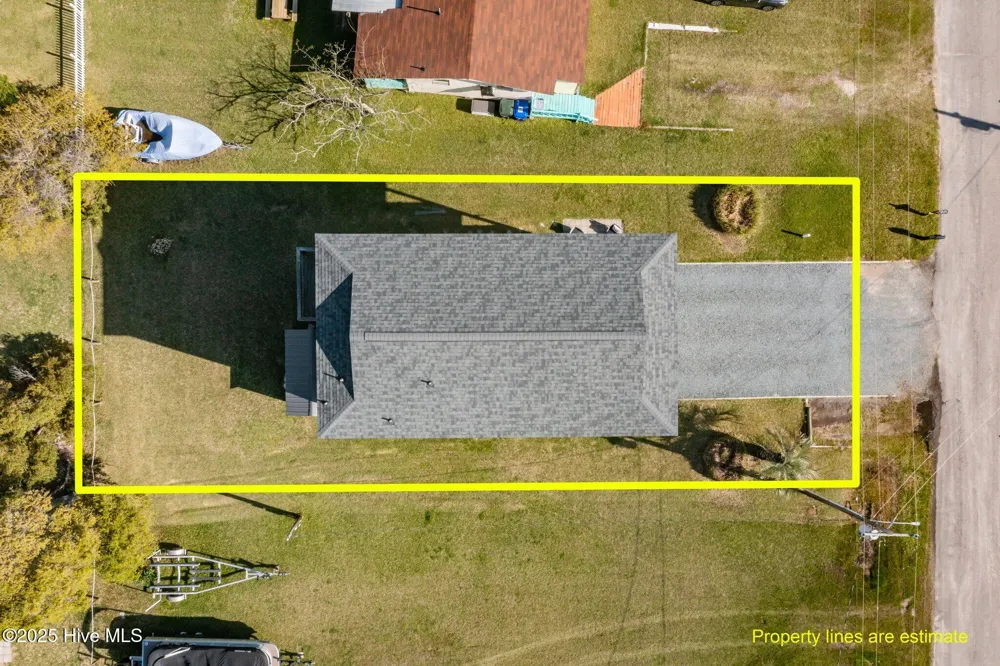 8014 8th Street Surf City, NC 28445
