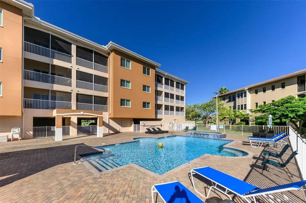 3322 PURPLE MARTIN DRIVE #135 Punta Gorda, FL 33950