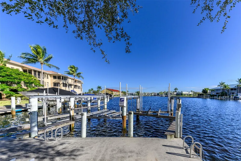 3322 PURPLE MARTIN DRIVE #135 Punta Gorda, FL 33950