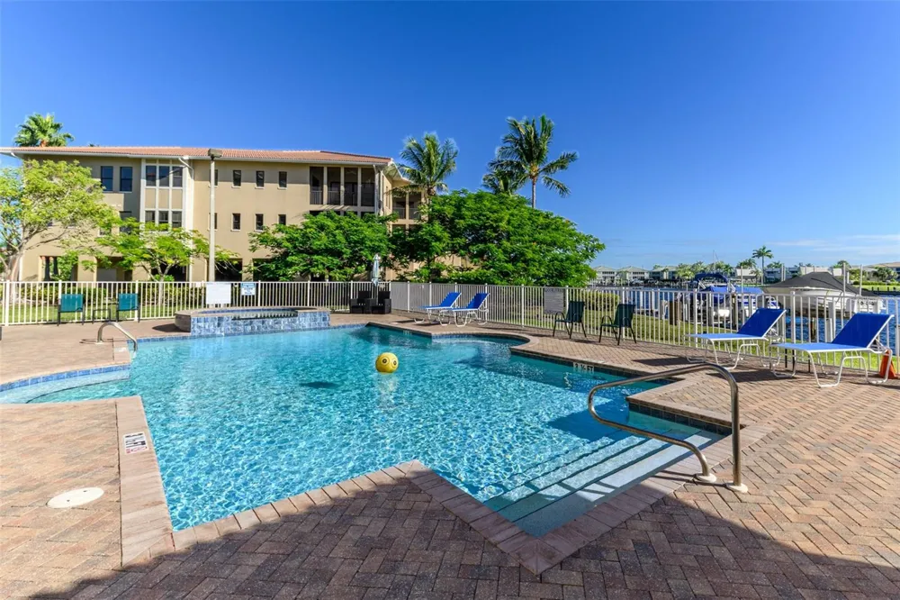 3322 PURPLE MARTIN DRIVE #135 Punta Gorda, FL 33950