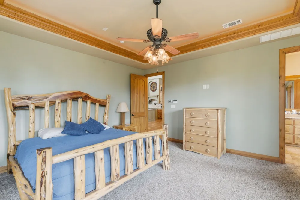 735 Gresham Lane Jacksboro, TX 76458