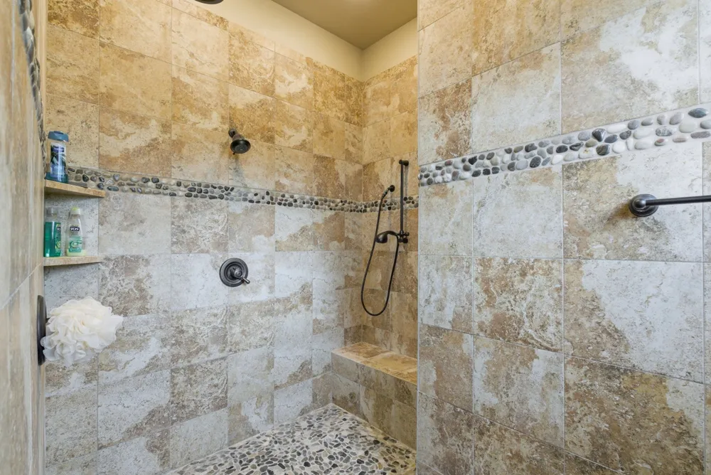 735 Gresham Lane Jacksboro, TX 76458