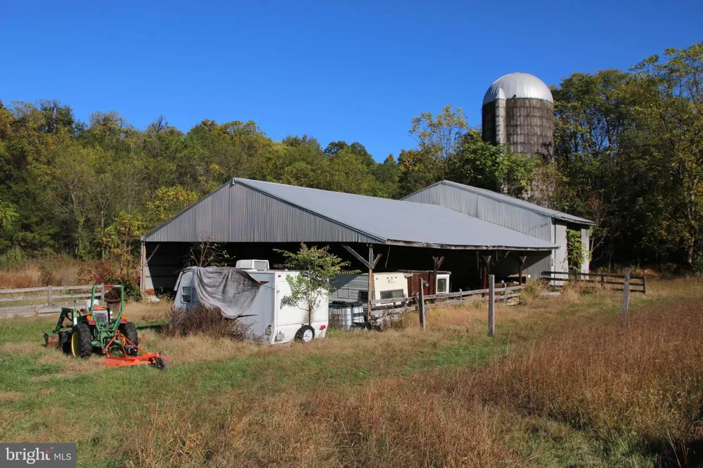 598 TUCKAHOE LANE Winchester, VA 22602