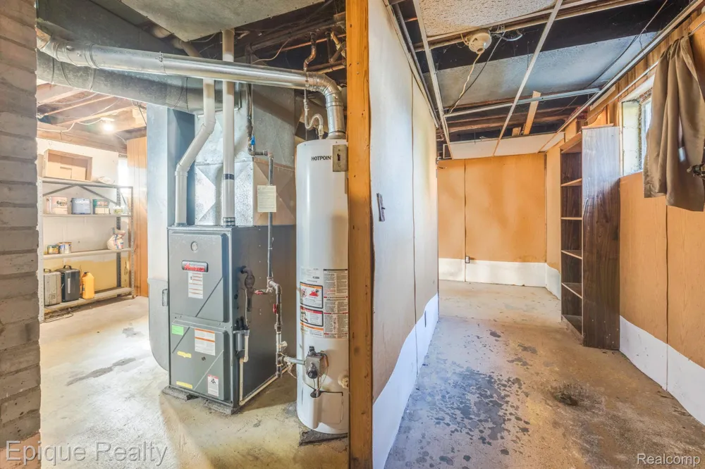 1433 Poplar Street Port Huron City, MI 48060