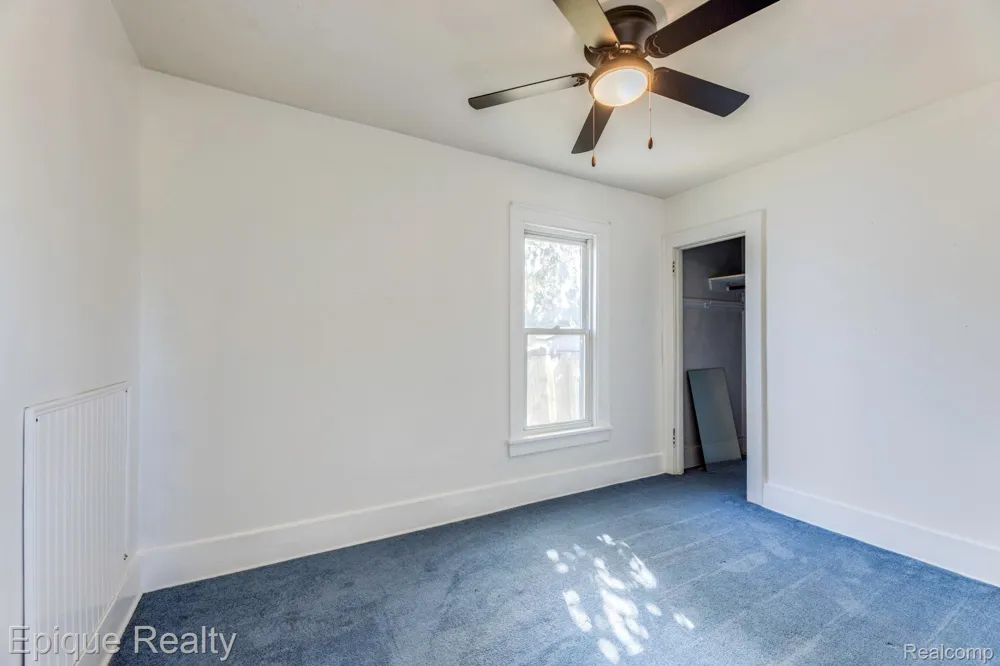 1433 Poplar Street Port Huron City, MI 48060