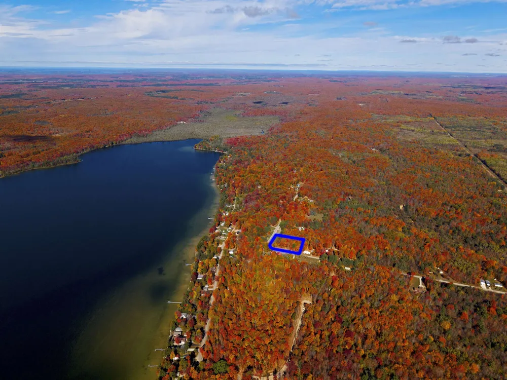 5038 NE East Shore Drive Coldsprings Township, MI 49646